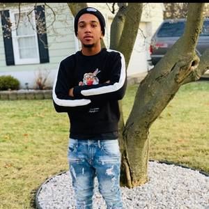 Meet your Posher, Sam